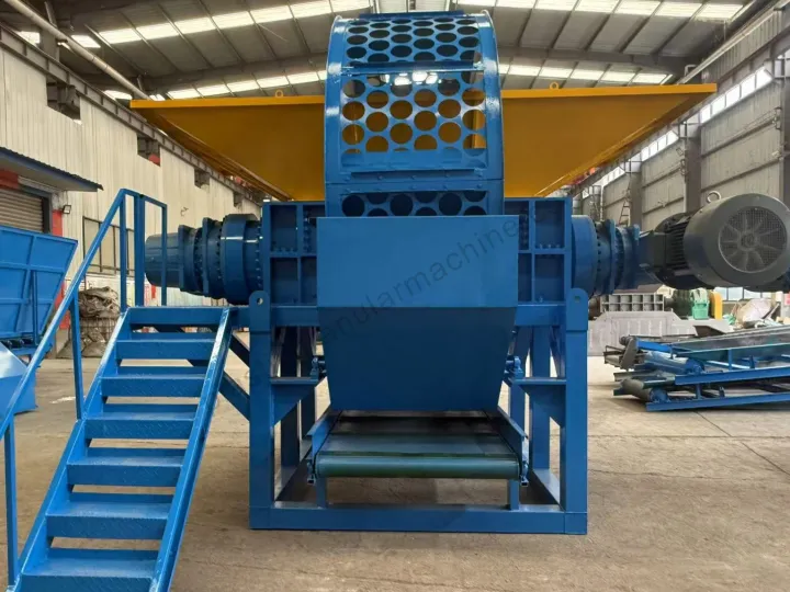 rubber tire chipper