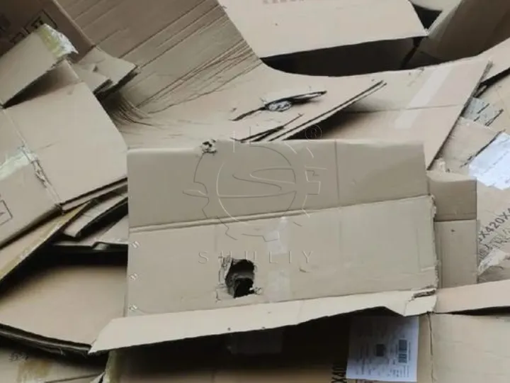 коробки из отходов бумаги