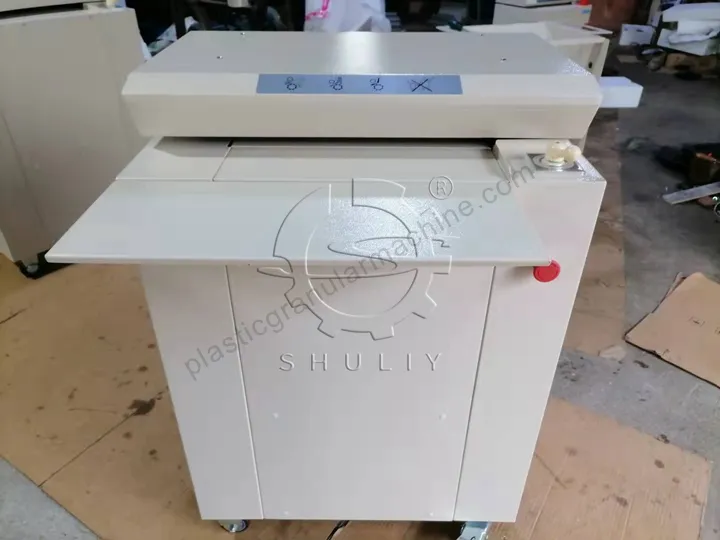 cardboard paper shredding machine exported to Malaysia