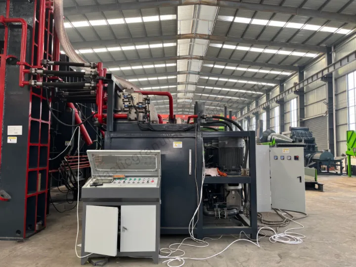 PLC control console and electrical cabinet for the hydraulic gantry shear