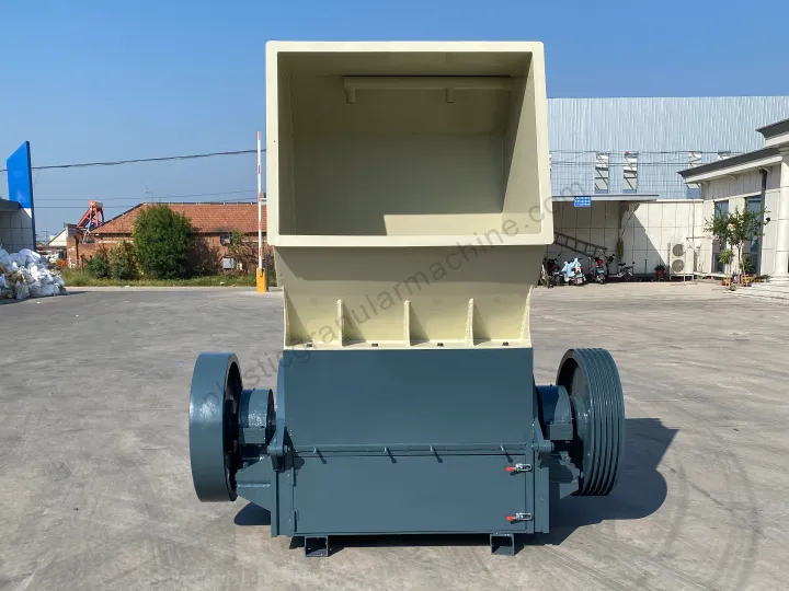rigid plastic crusher