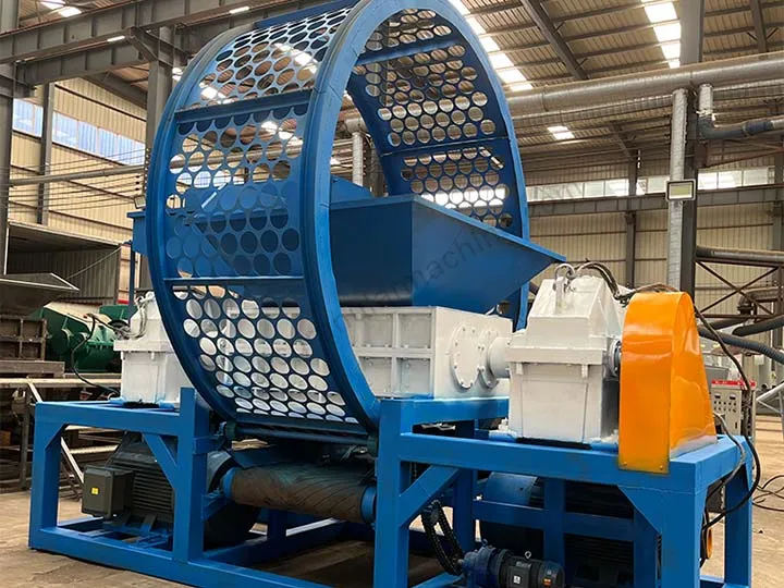 tire shredding machine